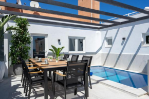 Unique beachfront rooftop in Fuengirola by Costarentals - Ref 59
